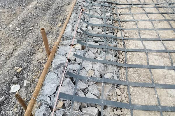 高韌性聚酯紗線集束土工格柵施工規范  第2張