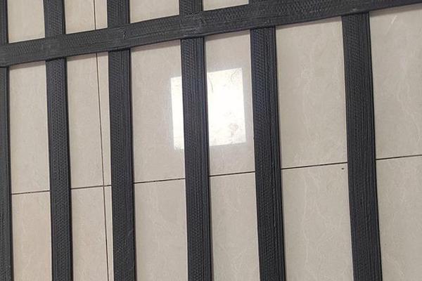 高韌性聚酯紗線集束土工格柵的優(yōu)點  第2張